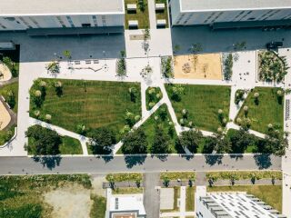 Das Schwammstadt-Quartier Hi Habach zeichnet sich durch einen zentralen Park aus, den das Büro Winkler Landschaftsarchitektur gestaltete.