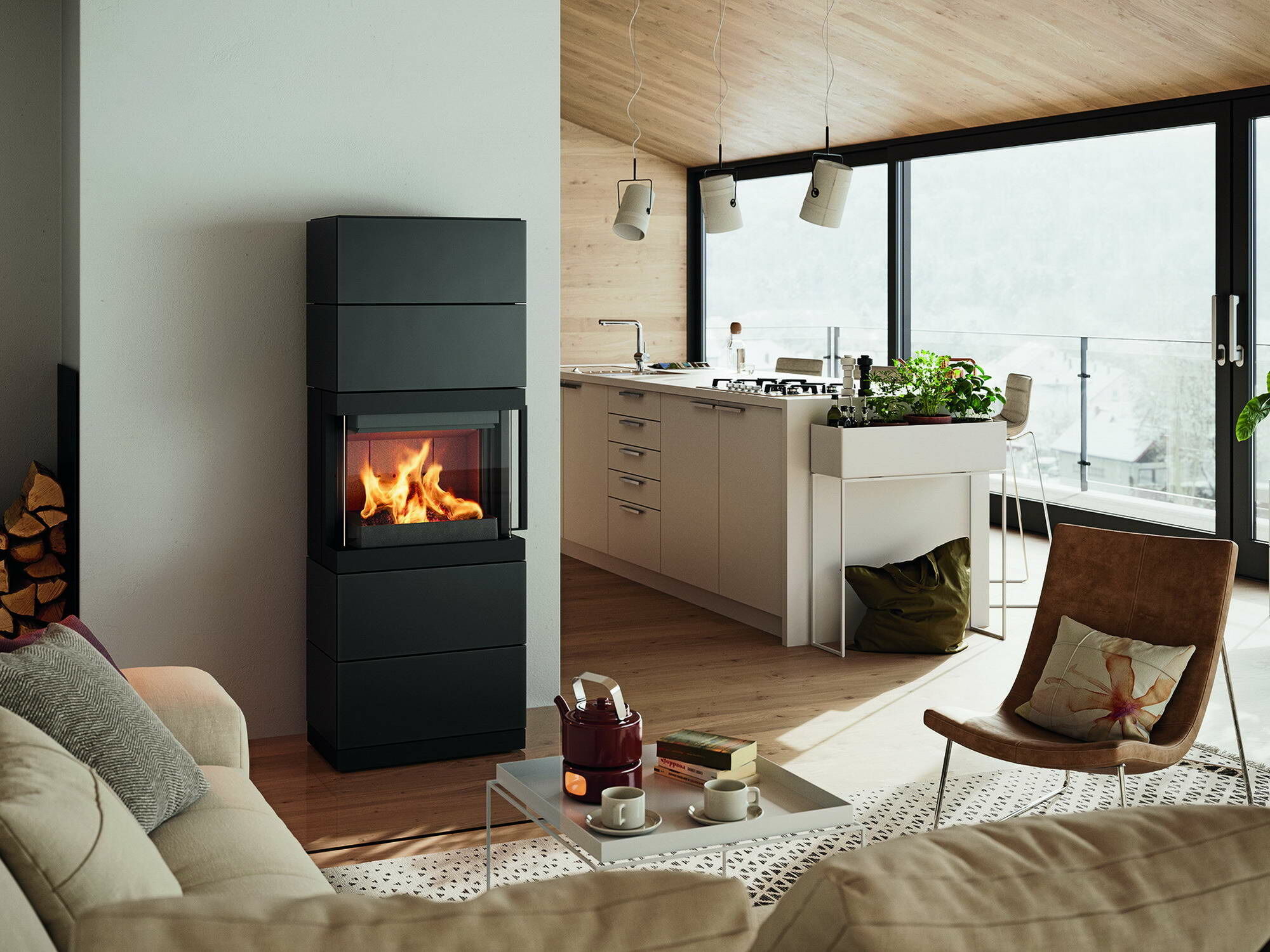 Der Kaminofen Patna iQ überwacht ständig die Brennraumtemperatur und steuert die Luftzufuhr automatisch. So brennt das Feuer sauber und gleichmäßig. 