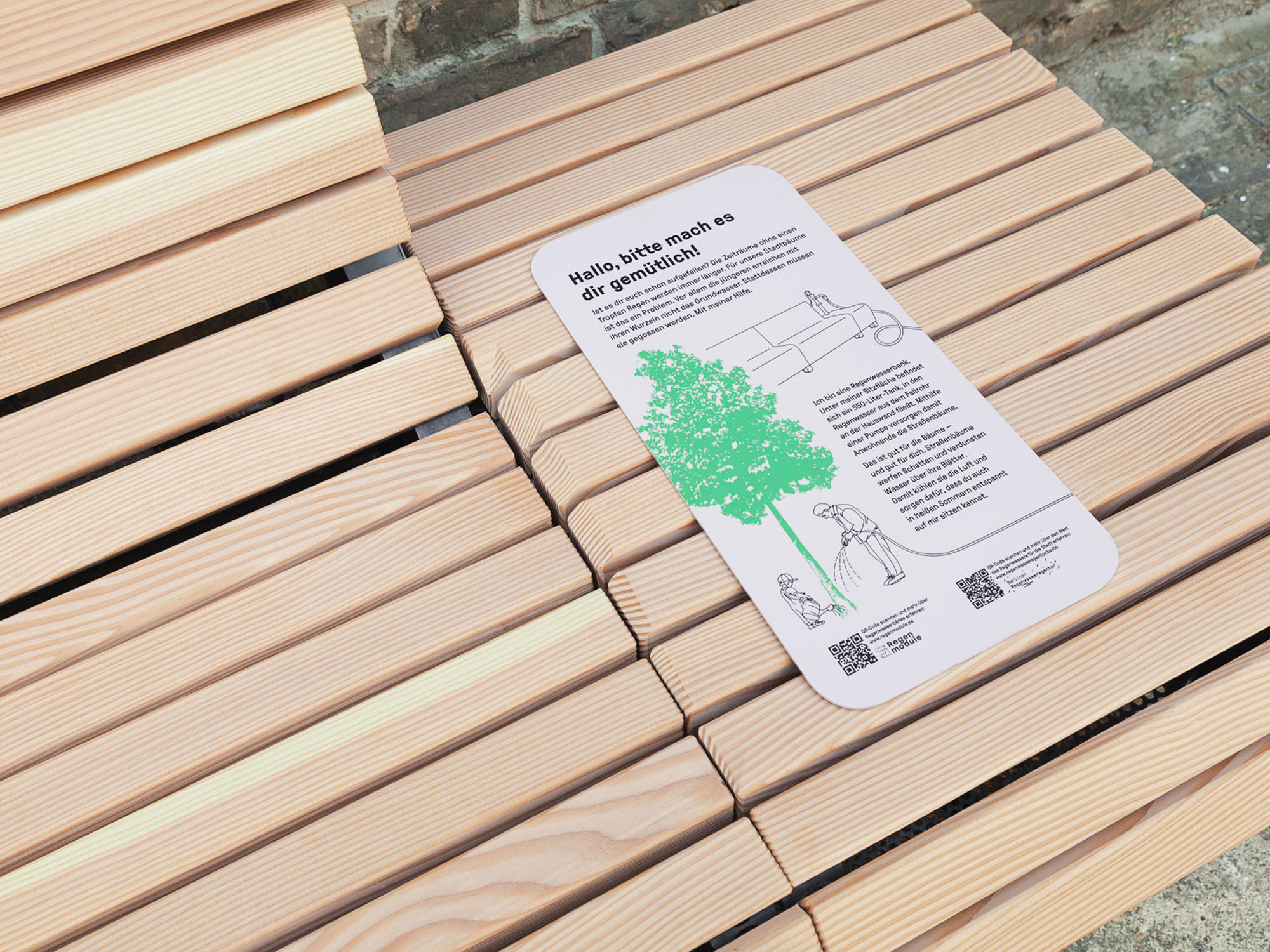 Infotafeln sollen für einen verantwortungsvollen Umgang mit Wasser sensibilisieren.