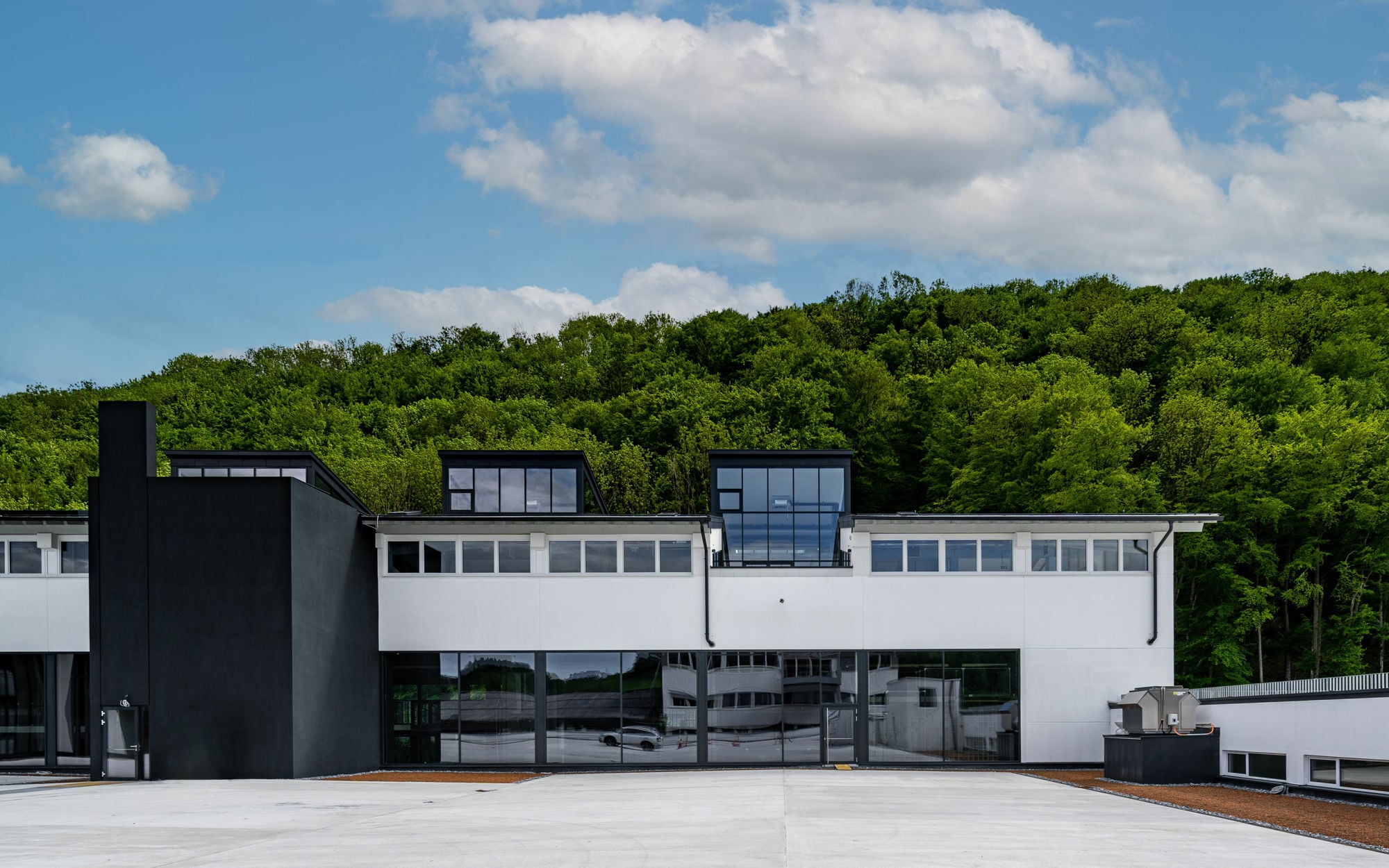 Halle 4 des Handelszentrums 16