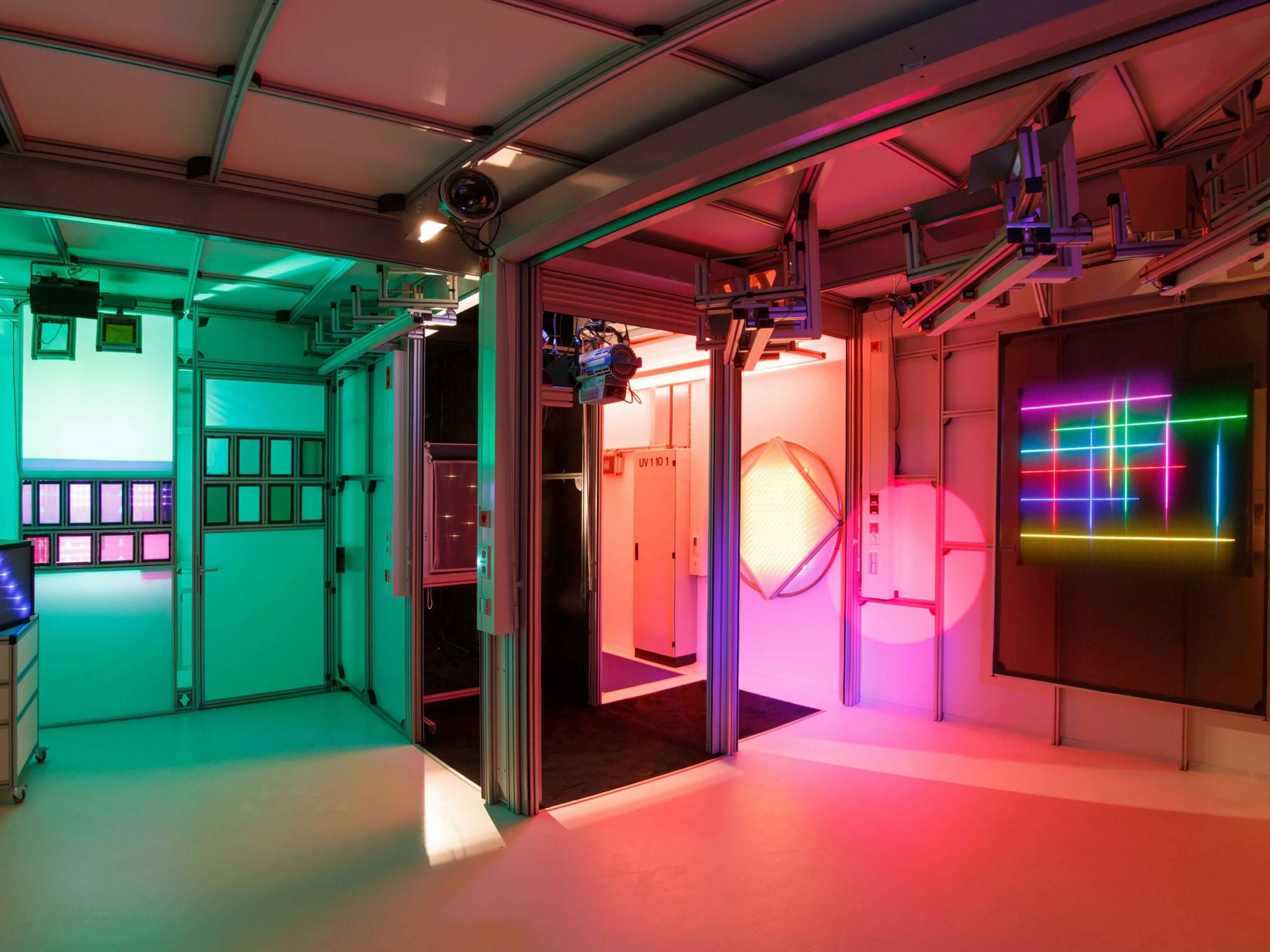 Das Lichtlabor der Deutschen Institute für Textil- und Faserforschung (DITF) 