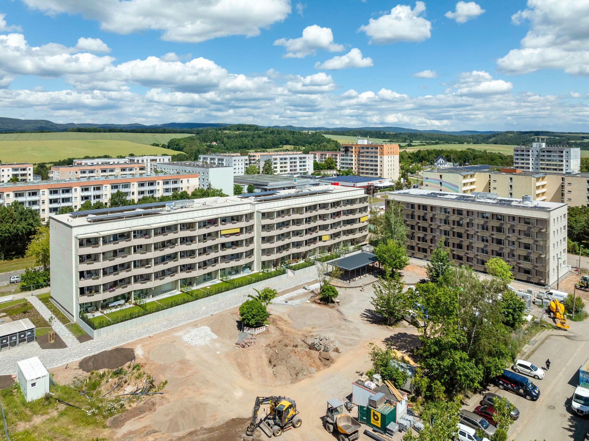 Das Quartier setzt sich aus den drei Gebäuden „Franzi“, „Ludwig“ und „Sophia“ zusammen (der neue Holz(hybrid)bau „Franzi“ ist auf diesem Bild noch nicht gebaut).