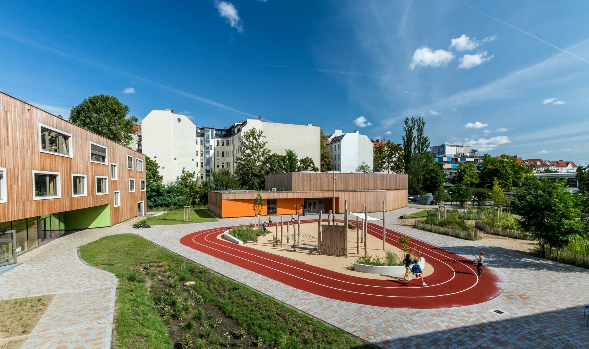 Grnflchen fr den Waldorf Campus Berlin | Stadt- und Dachbegrnung |  Kultur/Bildung | BauNetz Wissen