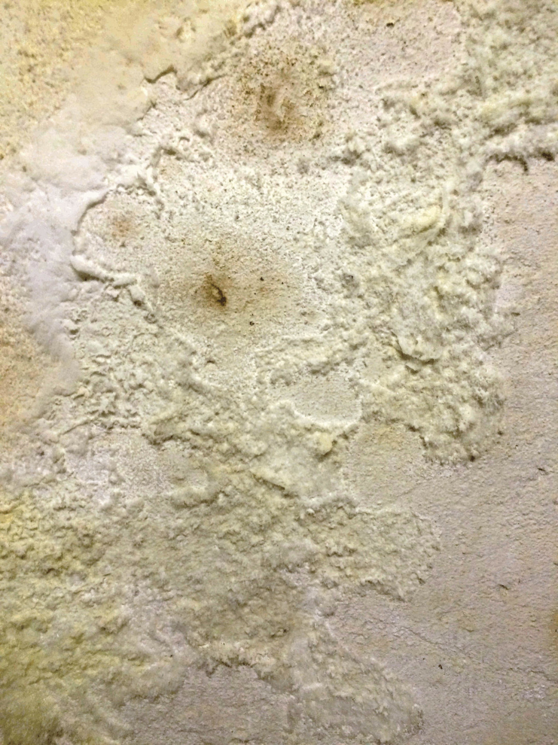 Salz auf der Wand
