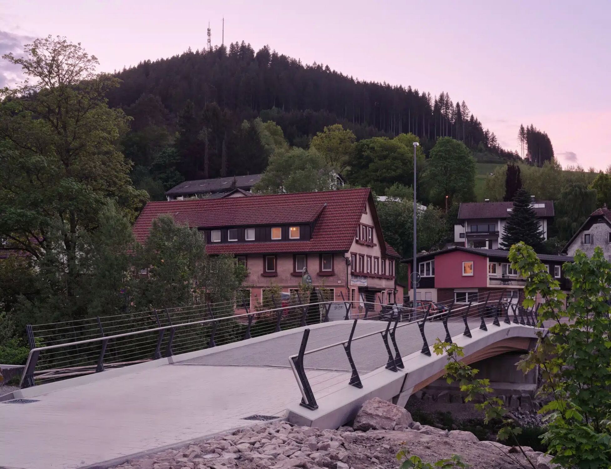 Sie dient auch der barrierefreien Erschließung zwischen Baiersbronn und Freudenstadt.