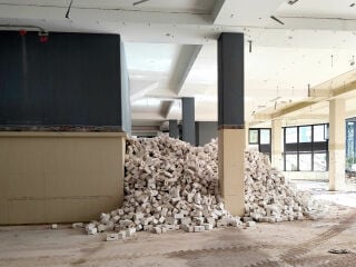 Die neue Norm regelt erstmals Anforderungen an recycelte Gesteinskörnungen für die Herstellung neuer Kalksandsteine.