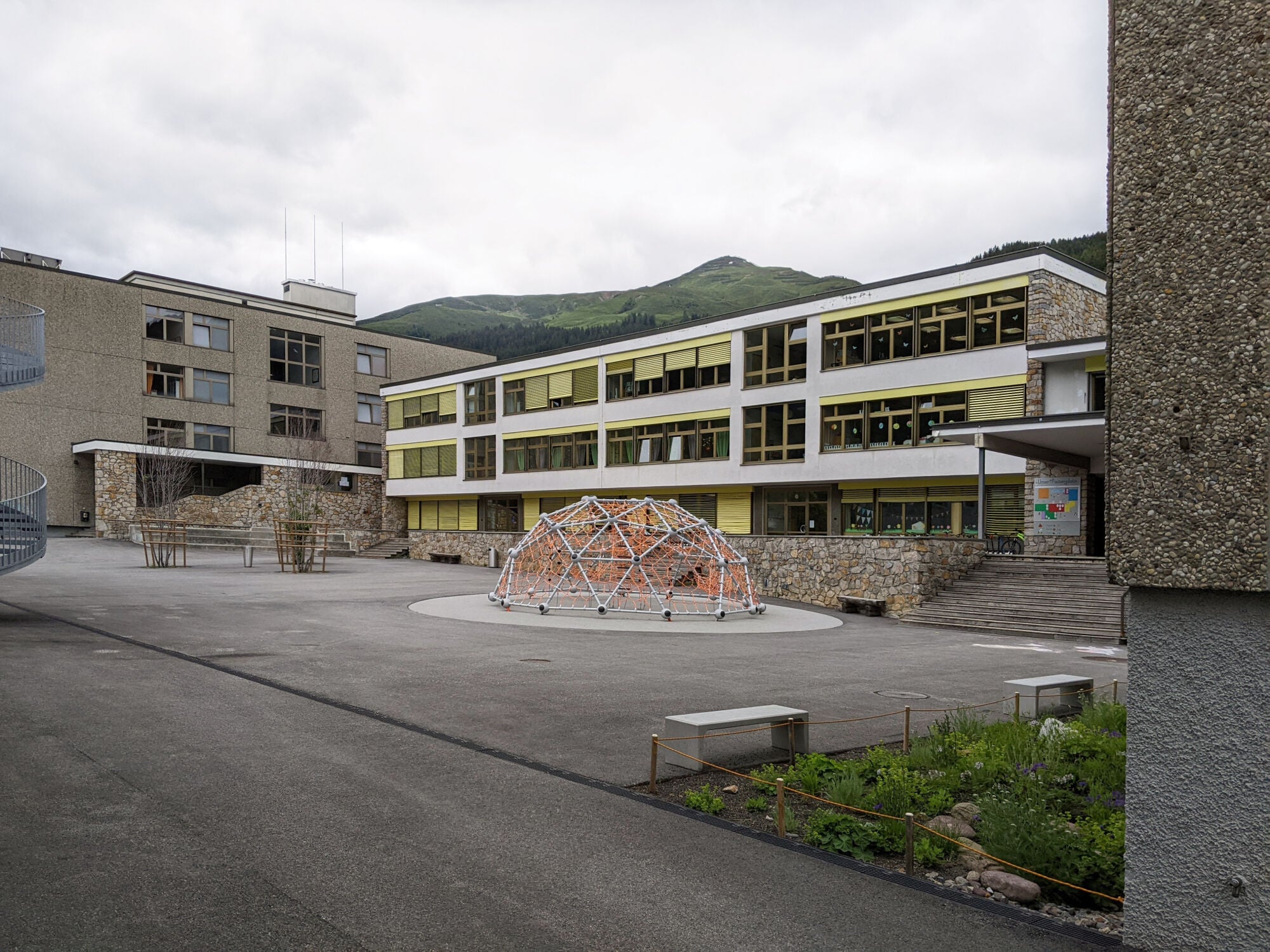 Der Bestand, in dem die Talentschule ansässig war, war zu klein geworden 