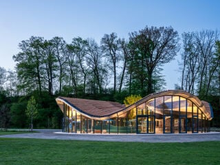 Der Hybrid-Flachs Pavillon entstand an der Universität Stuttgart im Rahmen des Exzellenzclusters „Integrative Computational Design and Construction for Architecture (IntCDC)“.