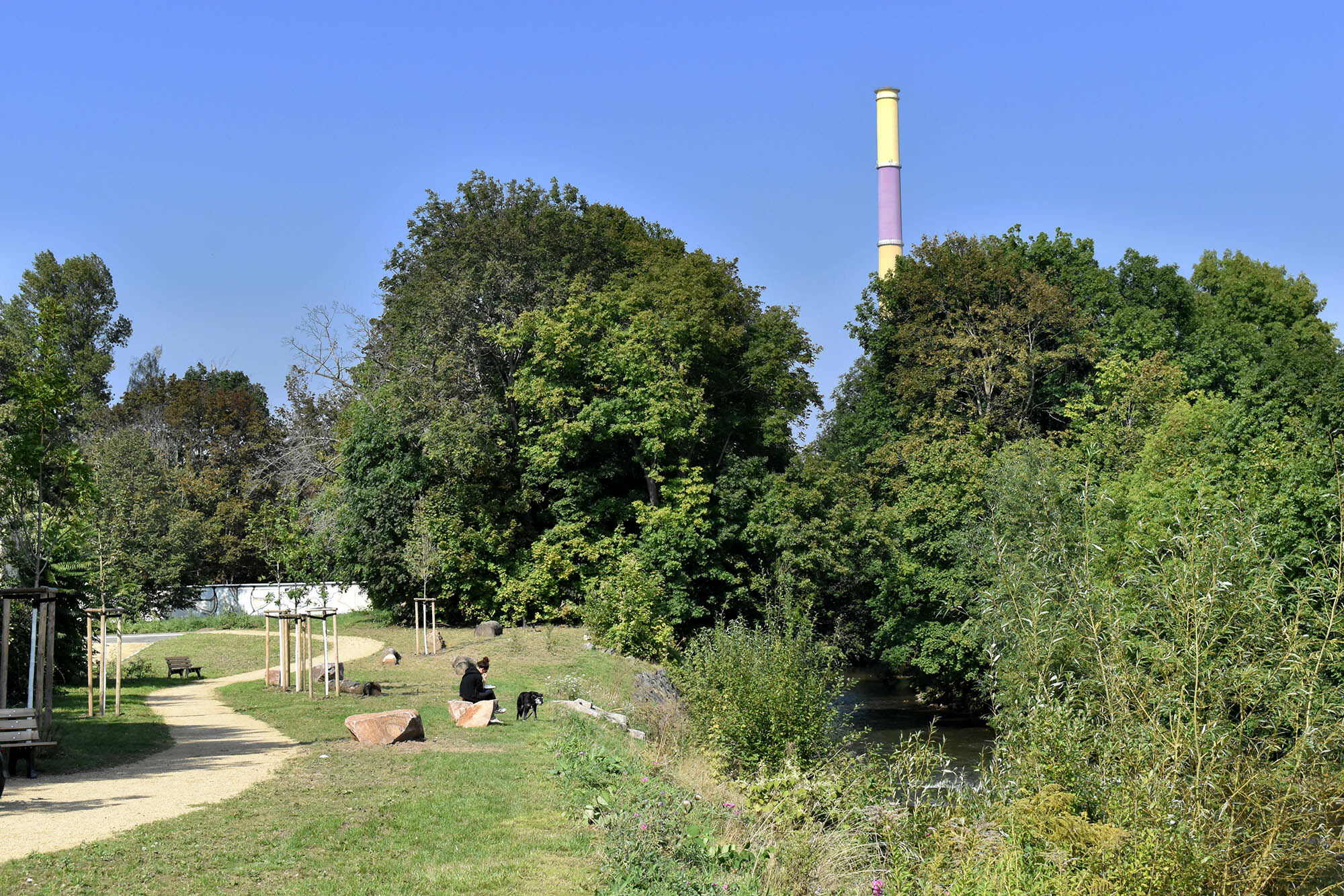 Neugestaltete Naherholungsräume sollen die Chemnitzer*innen ans Wasser locken.