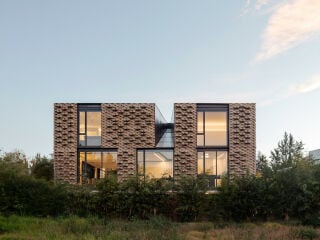Der Entwurf für das luxuriöse Einfamilienhaus in den Anden stammt aus der Feder des jungen Büros Correa+Fatehi.