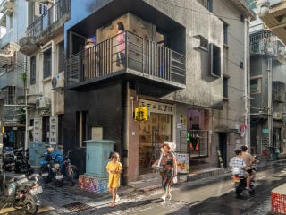 In Shenzhen hat das ARCity Office Interventionen an sechs Bricolage-Häusern vorgenommen 