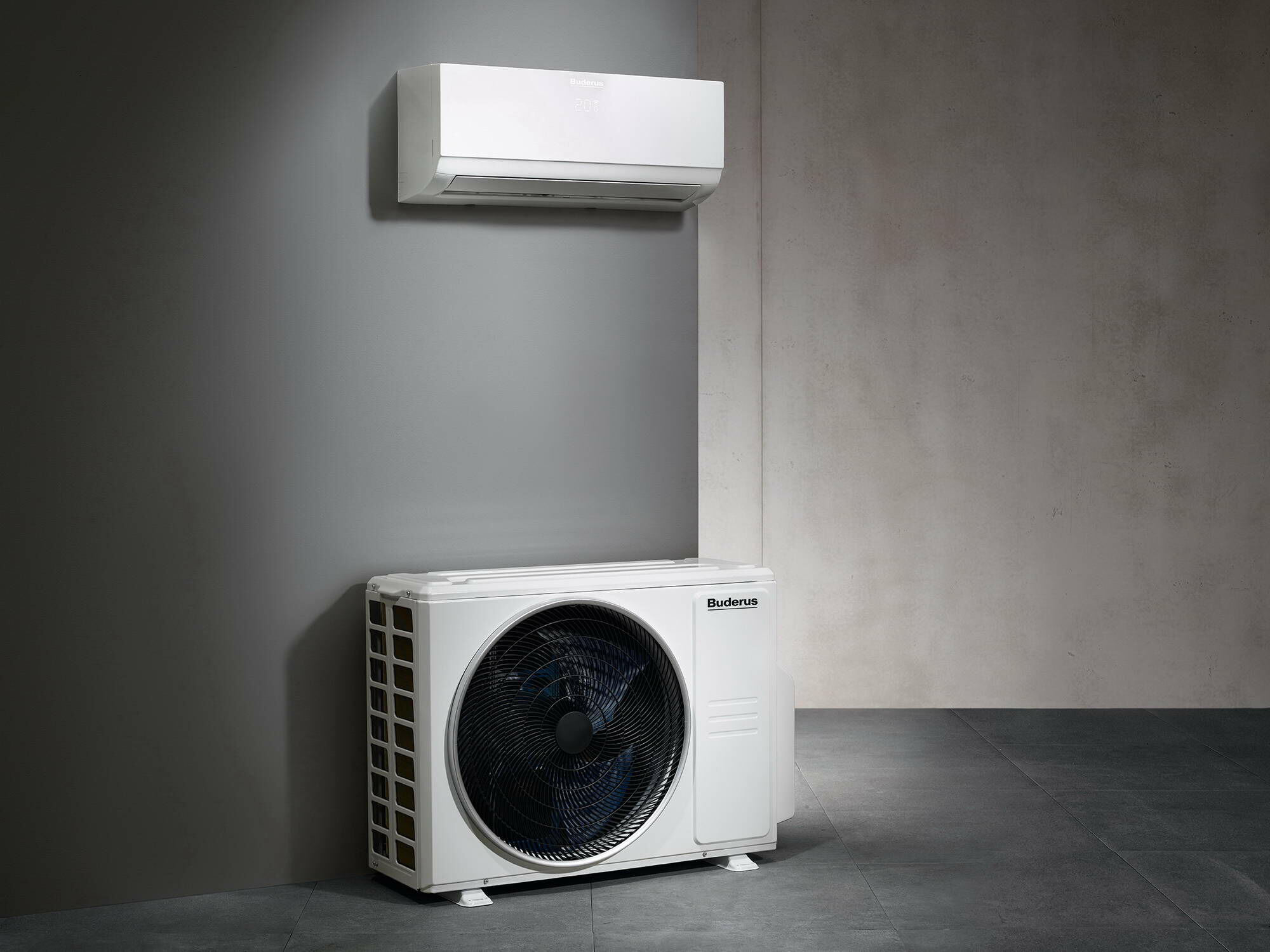 Mit dem Singlesplit-Klimagerät Logacool AC186i von Buderus kann ein Raum ganzjährig gekühlt und beheizt werden.