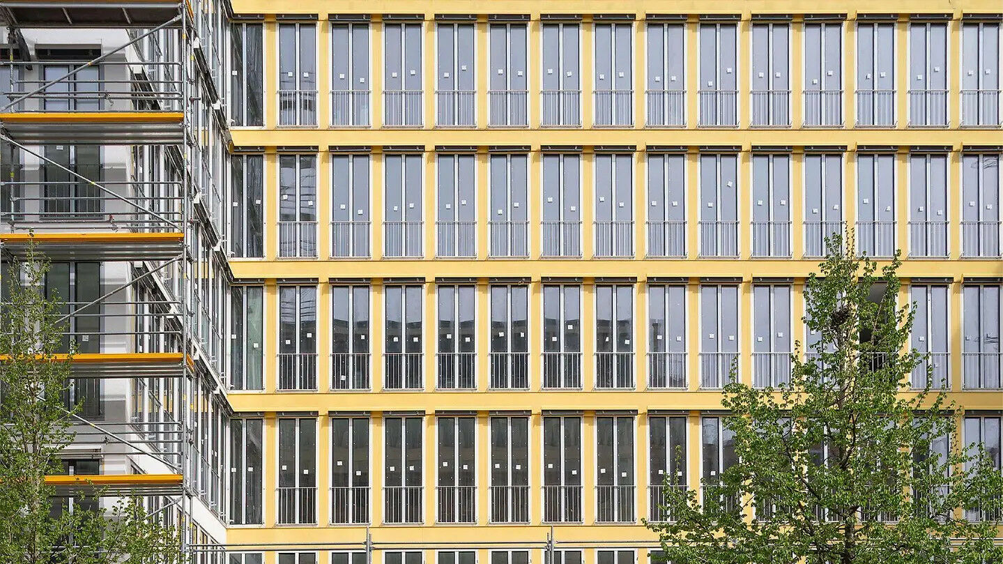 Für das Münchner Projekt entwickelte Schüco eine Lösung für einen minimalinvasiven Eingriff.