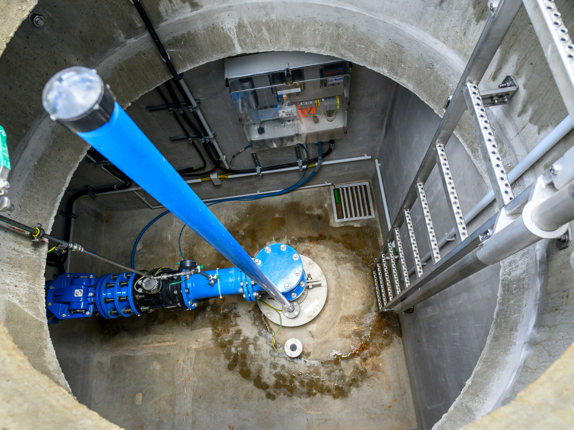 Die Brunnenstube des Vertikalbrunnens. Diese können bis zu 400.000 Liter Grundwasser pro Stunde befördern.