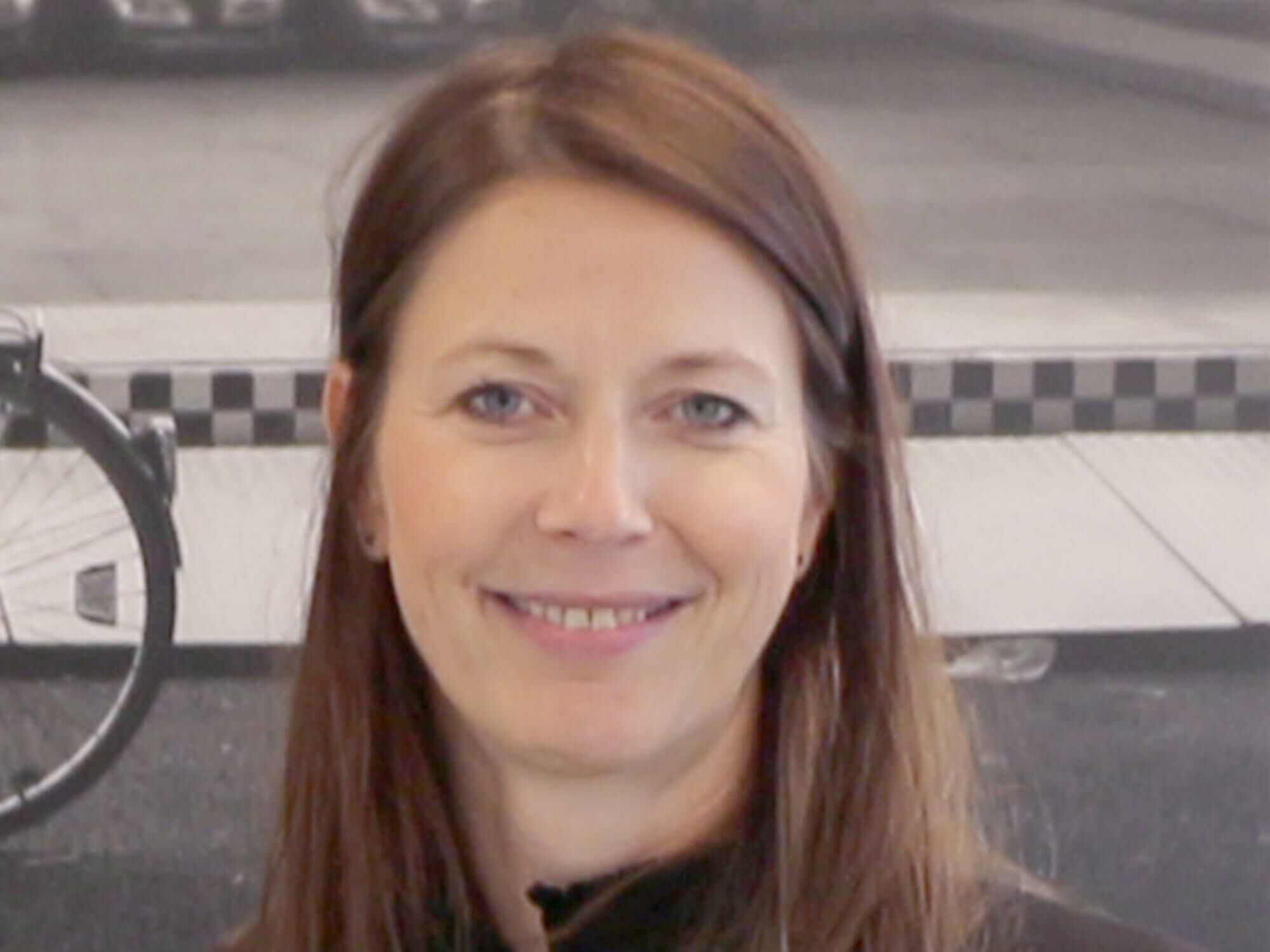 Prof. Dr.-Ing. Jutta Albus ist Architektin und Professorin für Entwerfen und Konstruieren. Nachhaltiges Bauen an der Hochschule Bochum. 