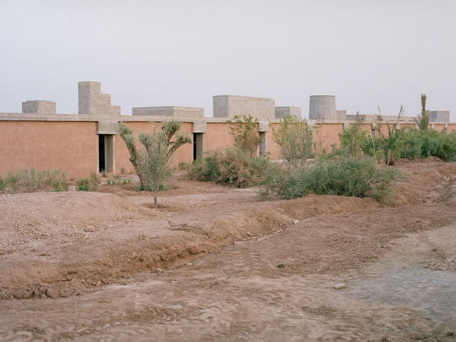 Das Ferienhaus Dar El Farina stammt aus der Feder von Leopold Banchini Architects.