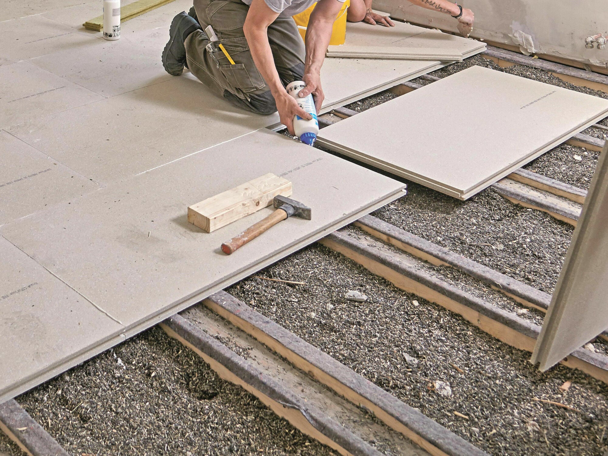 Trittschalldämmung von Holzbalkendecken