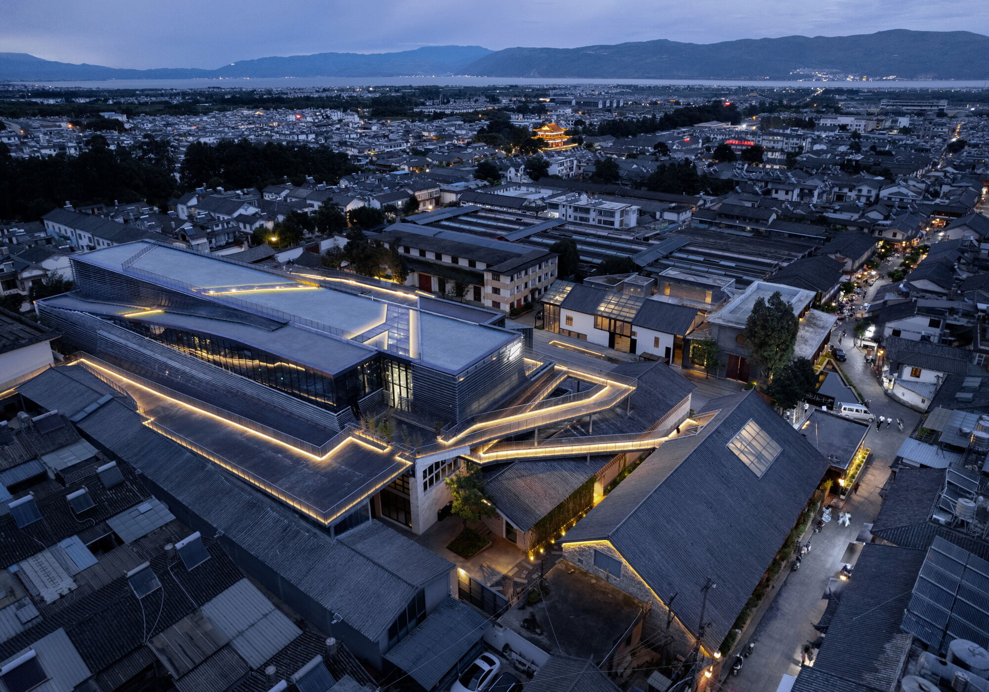 Das Theaterquartier am Abend