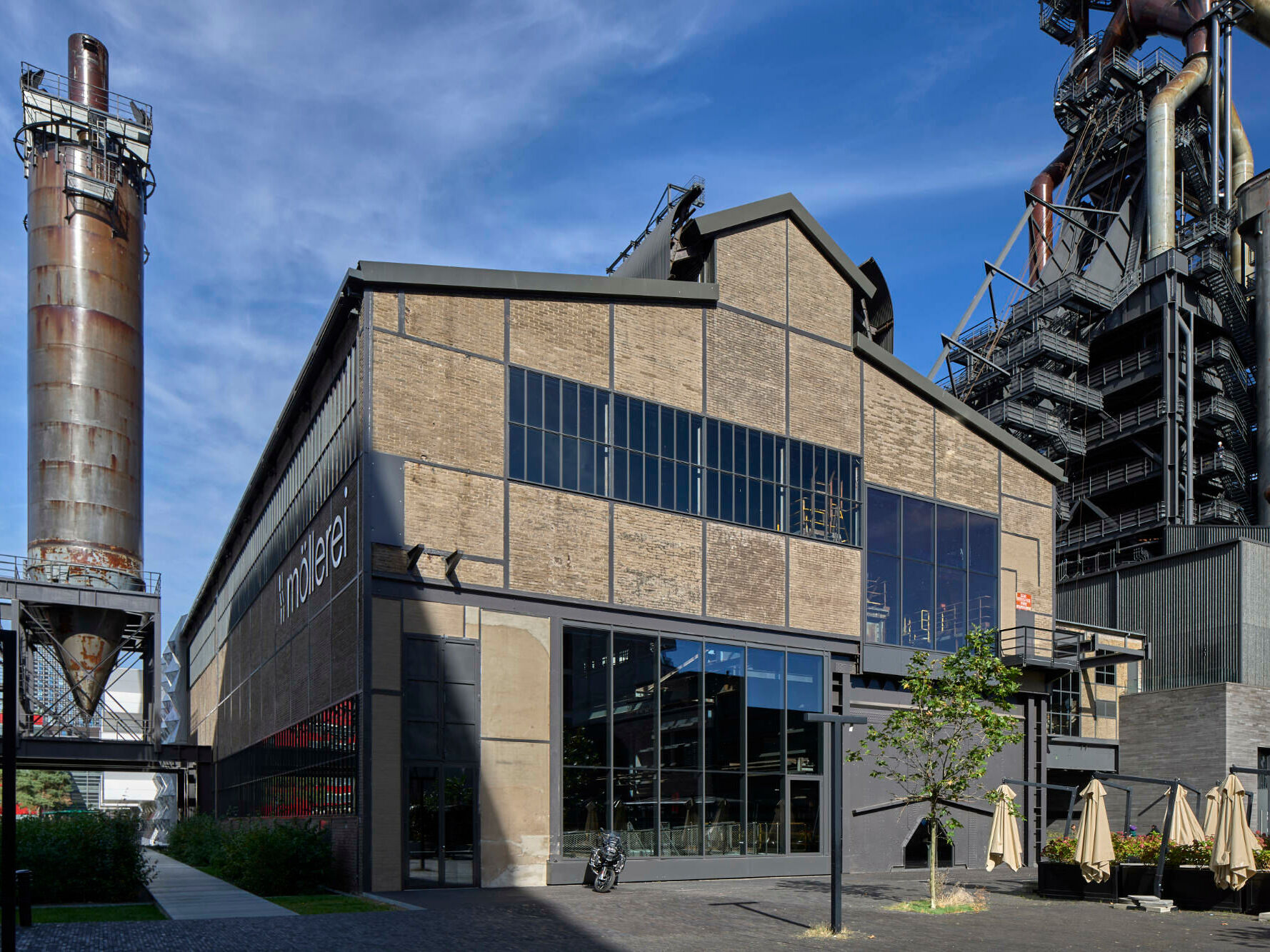 Die ehemalige Möllerei in Belval wurde für das Kulturhauptstadtjahr Esch2022 von BFF Architectes gesichert und zu einem Ausstellungs- und Veranstaltungsort umgebaut.