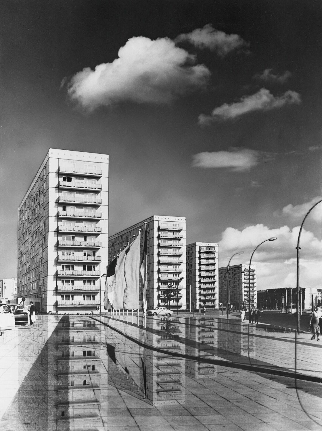 Dieter Urbach, Die Plattenbauten Alexanderstraße, Collage, um 1965