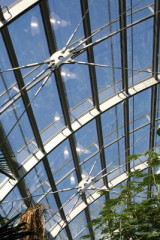 Verglasung aus Verbundglas mit Argongas: hohem UV-Transmissionsgrad Amazonienhaus der Wilhelma in Stuttgart von Auer und Weber und Assoziierte, Stuttgart 
