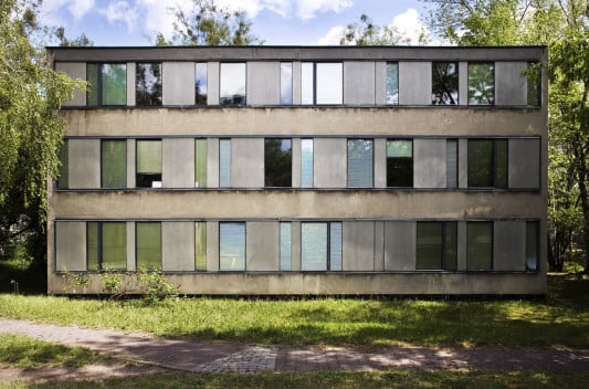 Zustand von Haus 8 im Jahr 2007 vor der Sanierung