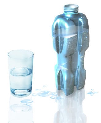 Gefüllt mit Wasser als Durstlöscher