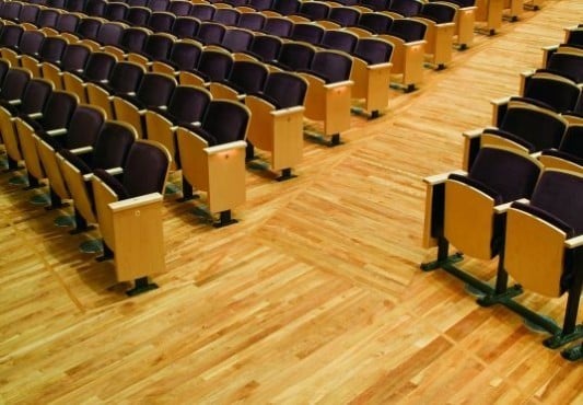 Der Saal bietet 2.000 Zuschauern Platz