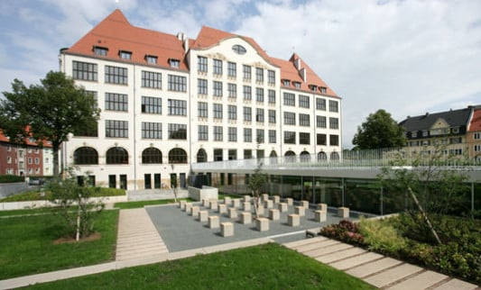 Gutenberg Gymnasium In Erfurt Altbau Offentliche Gebaude Baunetz Wissen