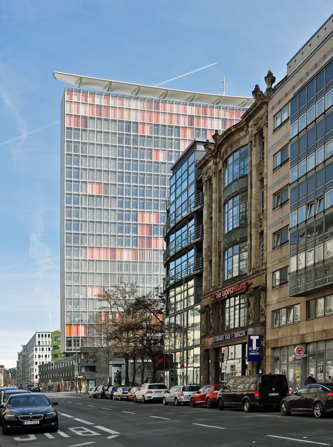 Westansicht von der Rudi-Dutschke-Straße