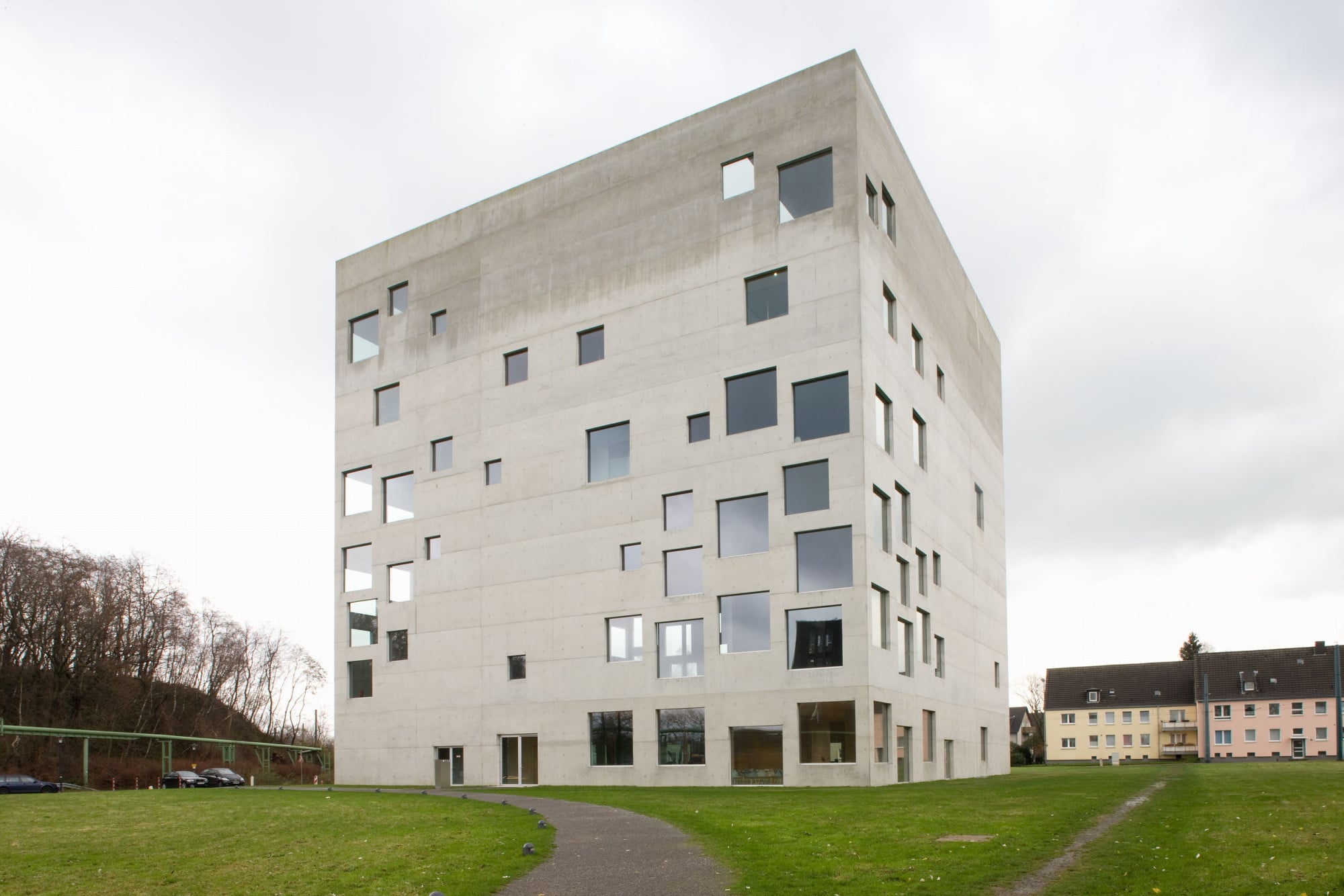 SANAAGebäude in Essen Beton Bildung