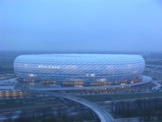Allianz Arena in München | Fassade | Sport/Freizeit ...