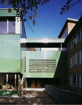 Übergang Alt-/Neubau