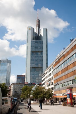 Commerzbank In Frankfurt Am Main Gebaudetechnik Buro Verwaltung Baunetz Wissen