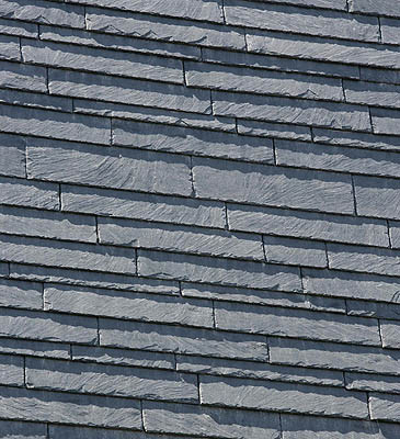 Schiefer als Schichtmauerwerk