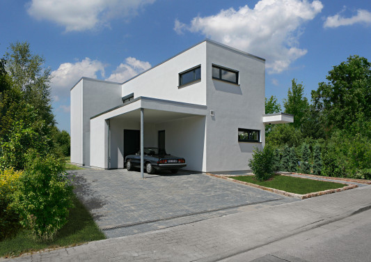 Straßenansicht (Süd-Ost)