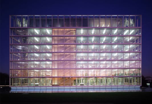 Hochtransparente Wirkung am Abend