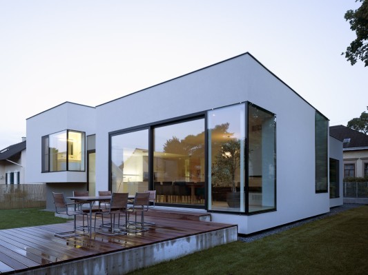 Terrasse und Wohnen