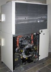 Gasmotor-Wärmepumpe: Wärmepumpe im Winter, Kältemaschine im Sommer