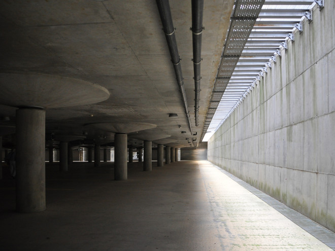 Lichtgauben und Lichtstraßen | Licht | Tageslichtsysteme | Baunetz_Wissen