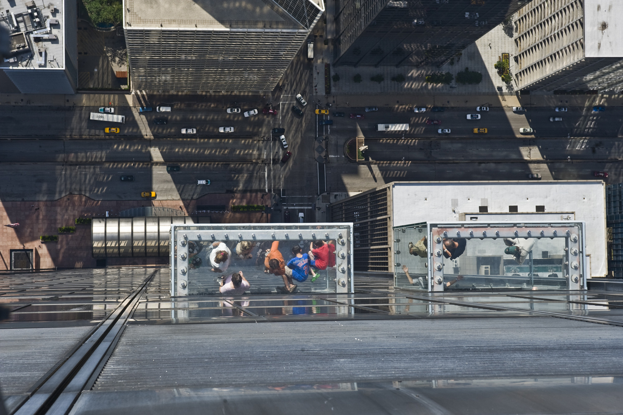 Jeder Balkon kann zu Wartungszwecken und zur Reinigung der Fassade in den Tower gefahren werden.