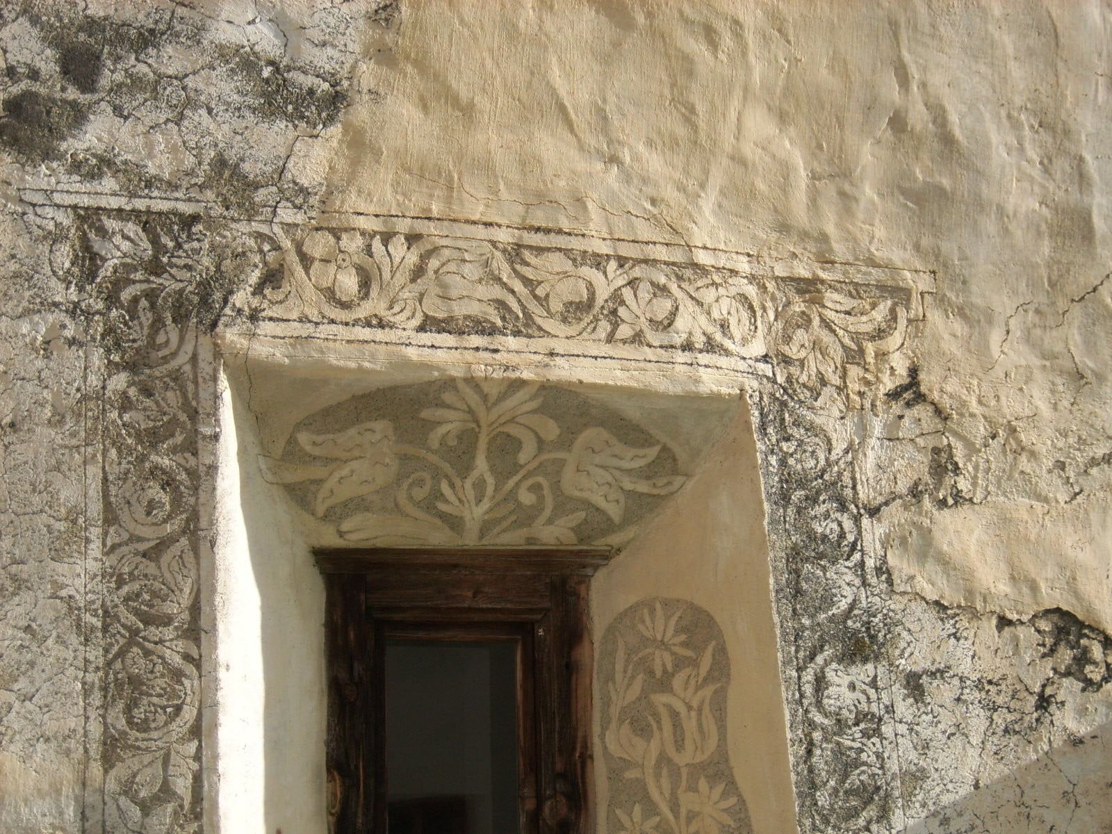 Altes Sgraffito in Guarda