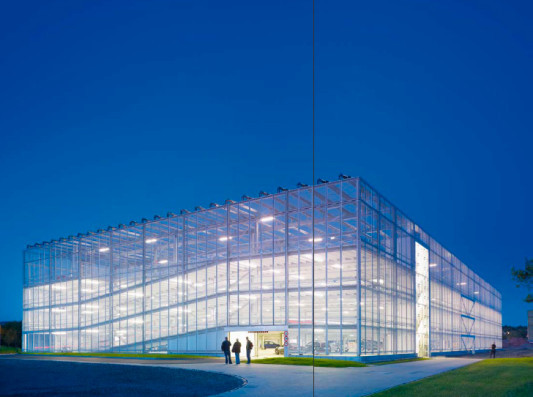 Das benachbarte Parkhaus