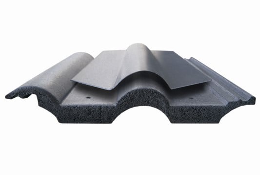 Verlegung der Solardachpfannen