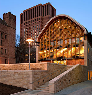 Fakultätsgebäude von Yale in New Haven/USA