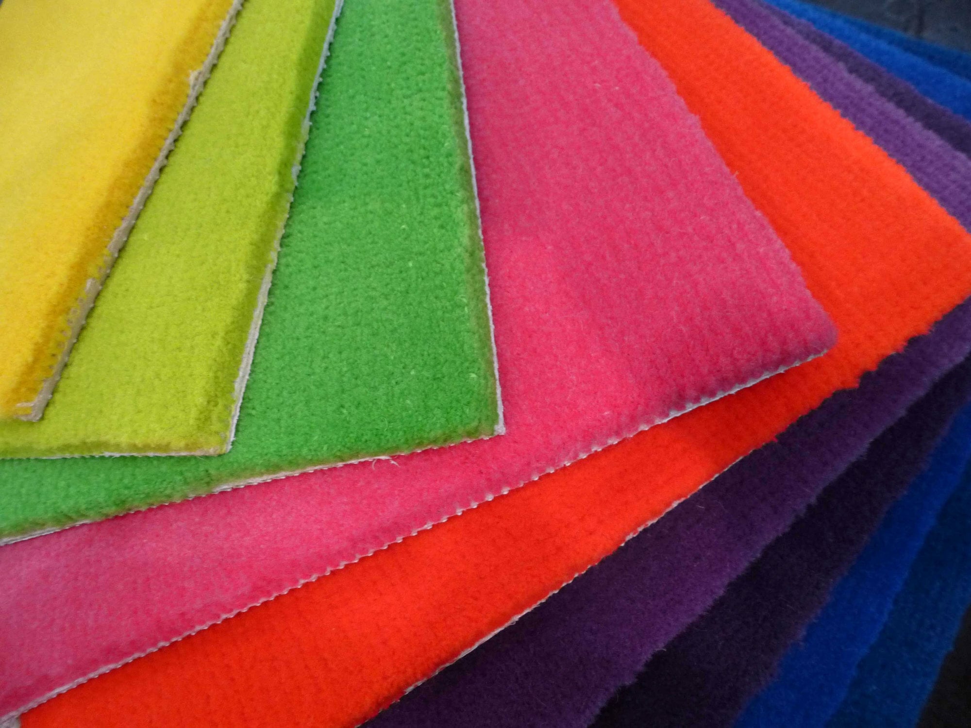 Normen zu textilen Bodenbelägen