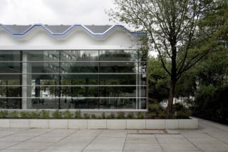 Instandsetzung einer DDR Typen-Schwimmhalle in Berlin