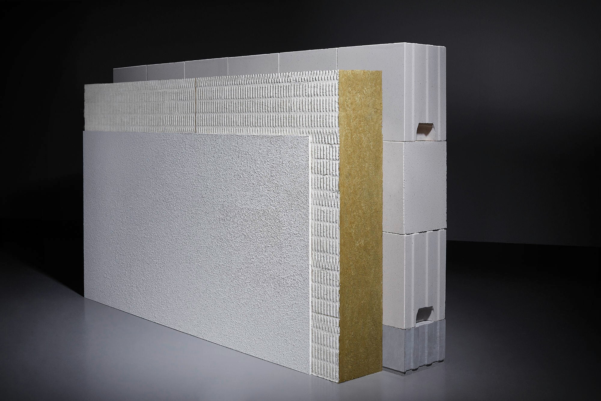 Einschalige Wand aus Kalksandsteinen mit Wärmedämmverbundsystem