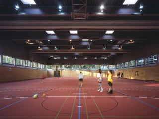Linoleum in der Sporthalle der Weinbrennerschule in Karlsruhe
