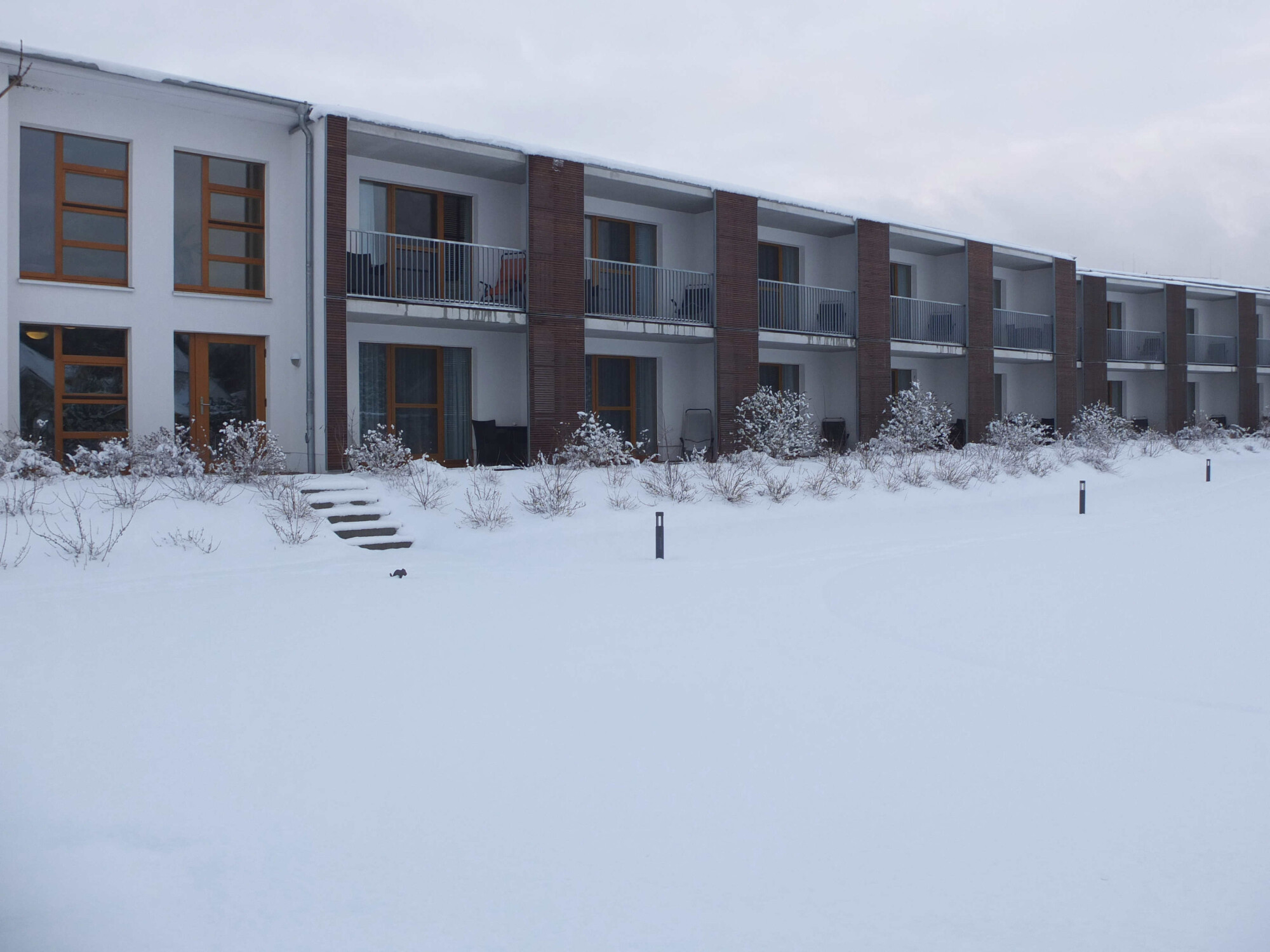 Schnee, Regen und Hagel, Kälte und Hitze, Temperaturwechsel allgemein gehören zu den witterungsbedingten Einflüssen.